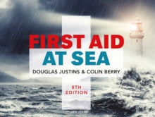 First Aid at Sea - Douglas Justins; Colin Berry (Paperback) 23-06-2022 