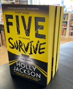 Five Survive - Signed Independent Edition with Sprayed Edges - Holly Jackson (Paperback) 20-07-2023
