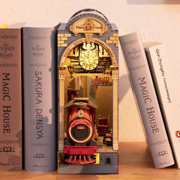 Time Travel Train Book Nook - Official Book Nook (Kit) 06-03-2025 
