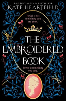 The Embroidered Book - Kate Heartfield (Paperback) 30-03-2023 