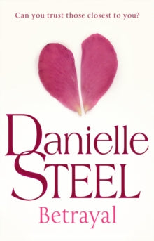 Betrayal - Danielle Steel (Paperback) 28-02-2013 