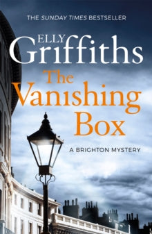 The Brighton Mysteries  The Vanishing Box: The Brighton Mysteries 4 - Elly Griffiths (Paperback) 01-11-2018 